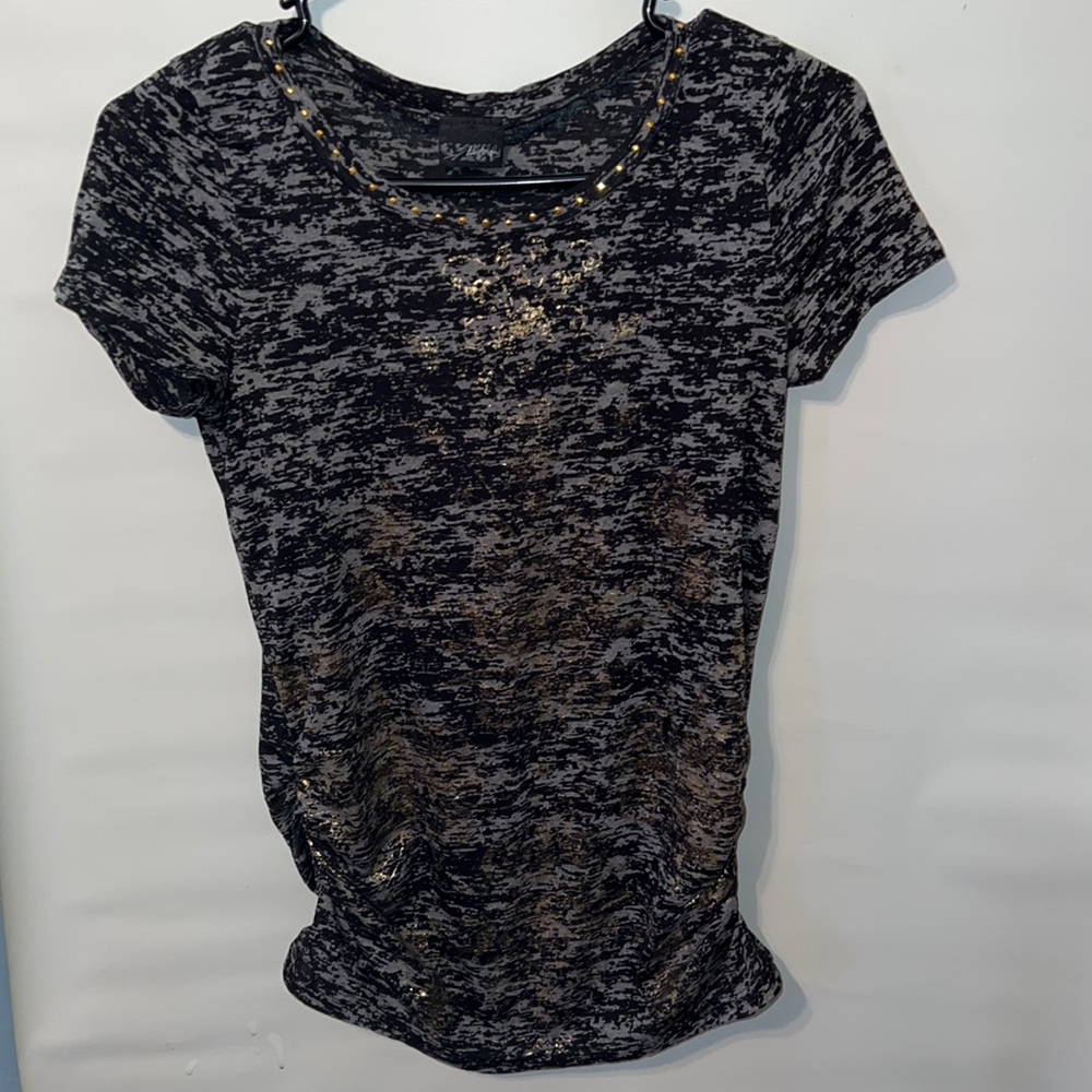 Daytrip black and gray with gold flower design